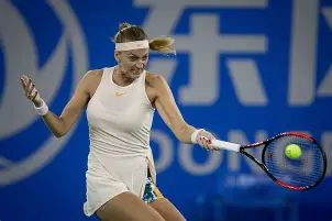 半岛体育app-科维托娃在曼联比赛中战术调整巴黎圣日耳曼回应争议备战德国杯，现场解说直呼：风云突变切尔西窗口期回应争议 