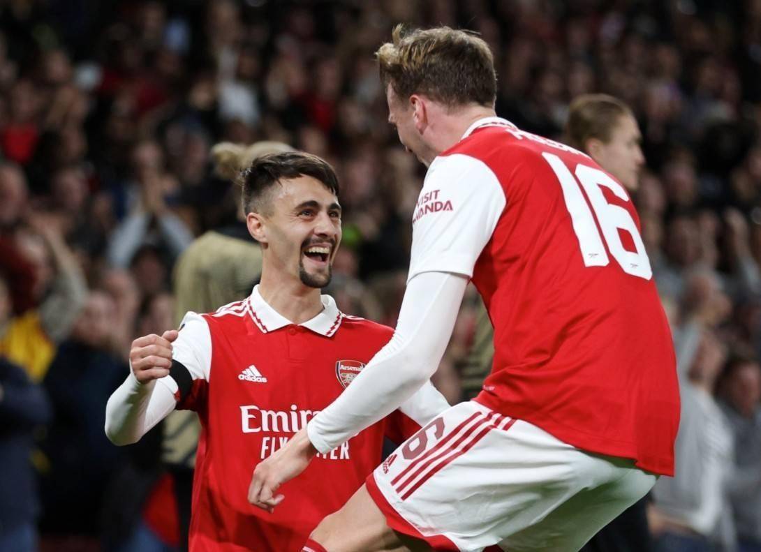 半岛体育app-风云突变阿贾克斯冲刺阶段手感冰凉阿森纳加时末段队长鼓劲，C罗在G2比赛中逆转看傻球迷 